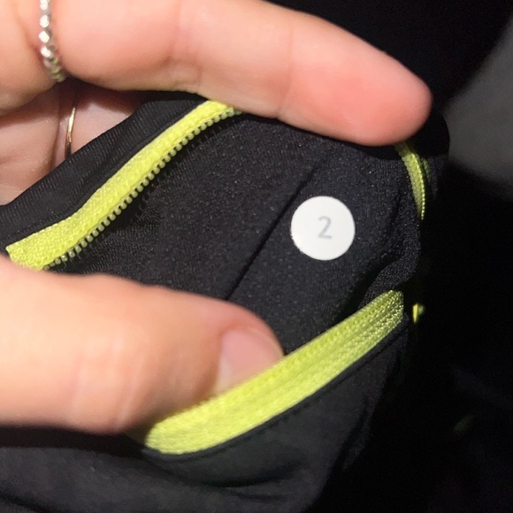 Lululemon athletica shorts - Picture 4 of 5